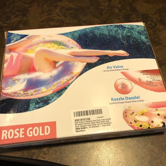 Pool float - Picture 2 of 3